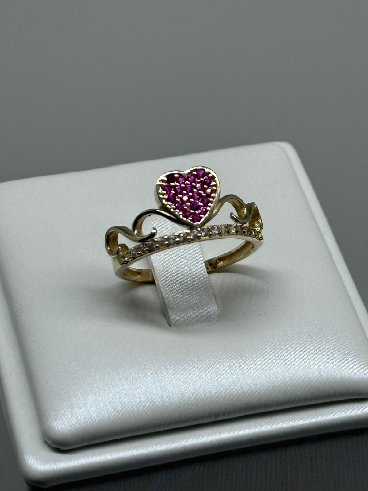 ANILLO 15AÑOS CORAZON 10K 1.7GR
